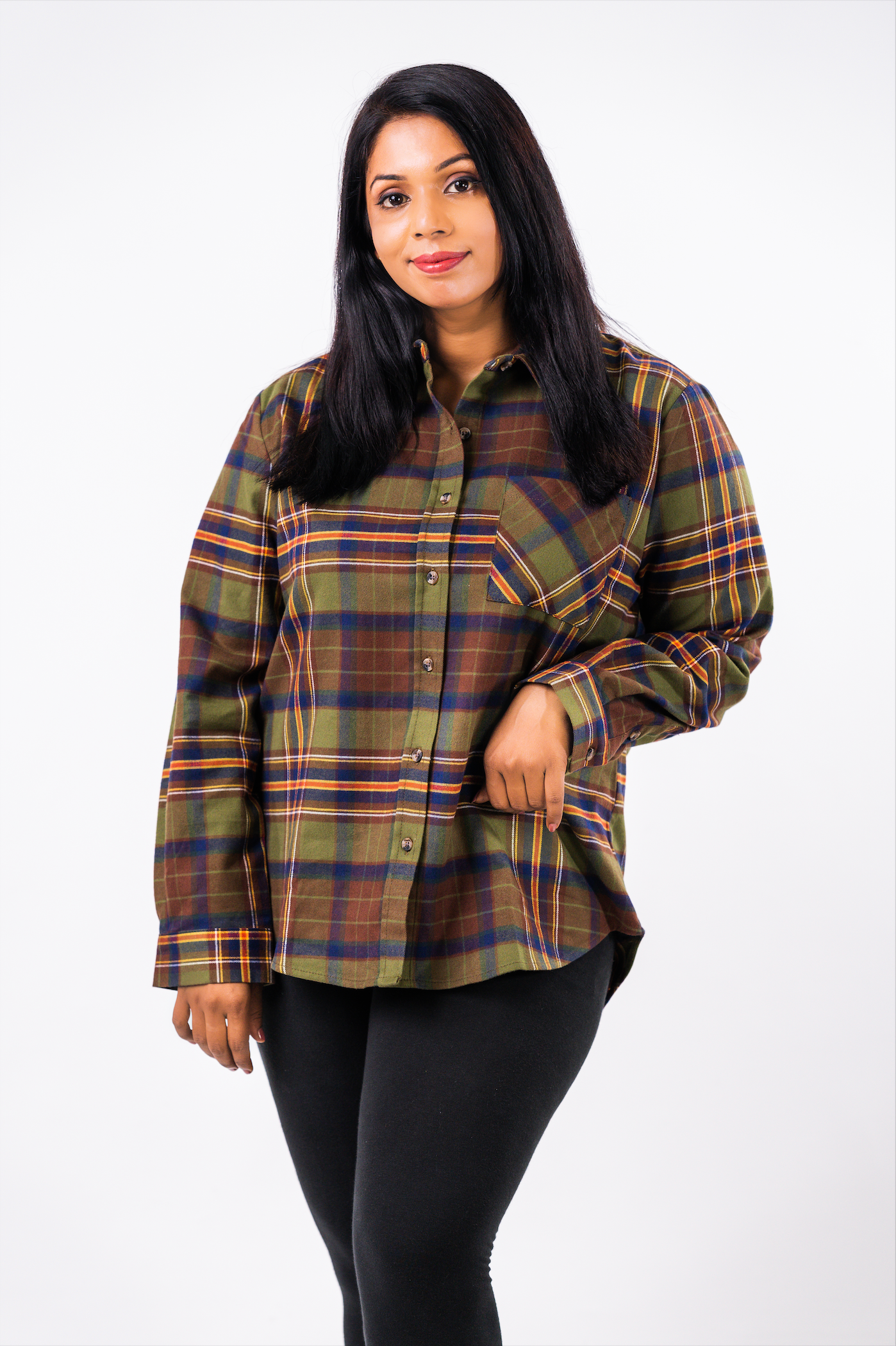 Women's oversized plaid cotton shirt